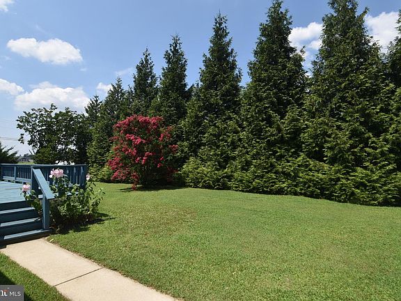 3rd image of 27276 Caravel Dr