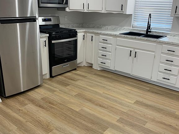 Kitchen with Stainless appliances