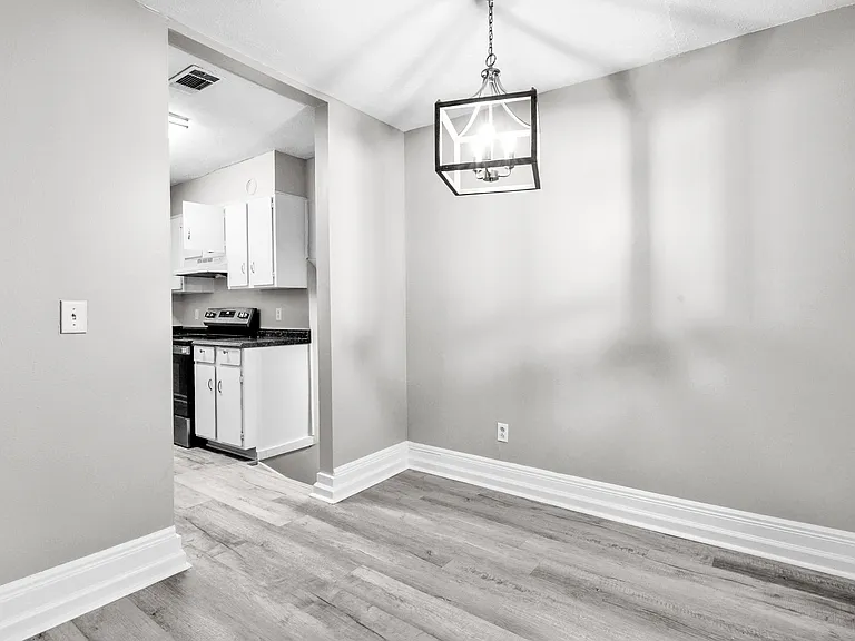 41 Twiggs Cor #1 — Photo 5
