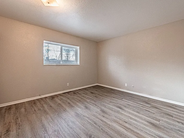 78 Scotland Rd #80 — Photo 10