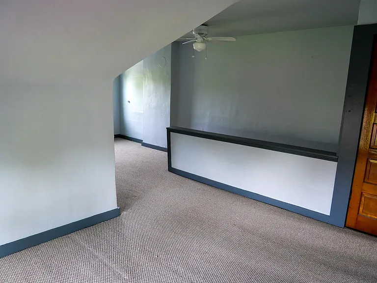 1193 Hall Ave — Photo 34