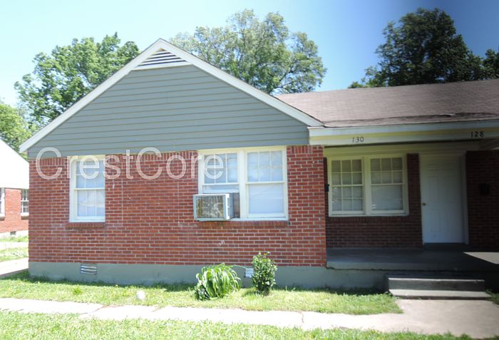 1st image of 128 Eastview Dr
