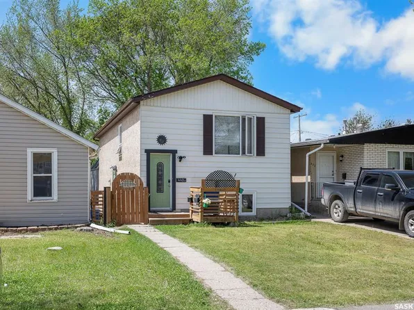 440 LORNE STREET, Regina, SK S4R 2J4