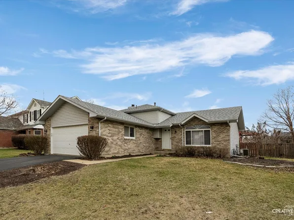 611 Woodchuck Trl, Oswego, IL 60543