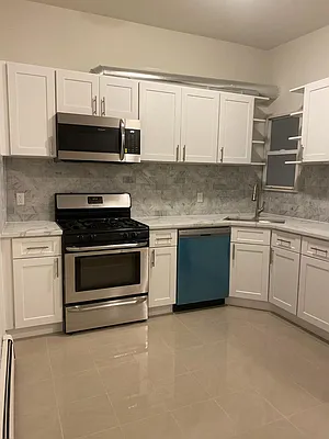 Rented by R New York | media 29