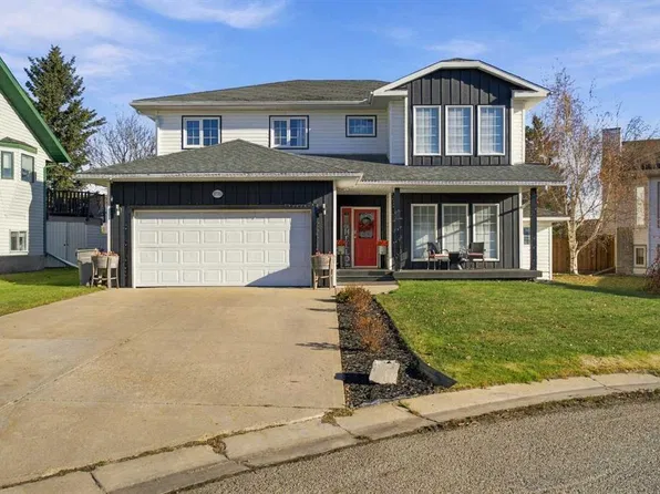10709 W 89a St, Grande Prairie, AB T8X 1J8