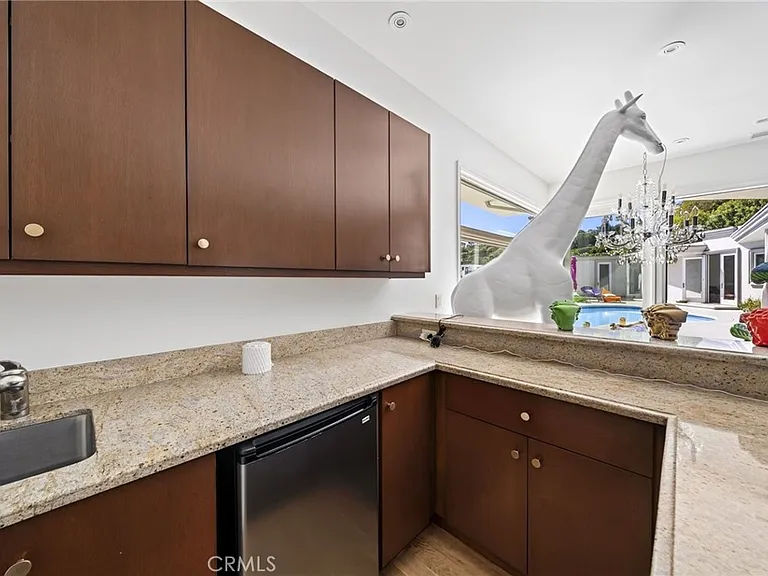 1625 Loma Vista Dr — Photo 22