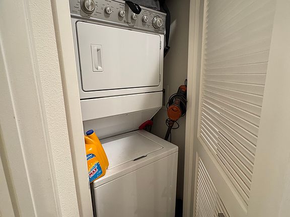 4th image of 2120 S State College Blvd #1074