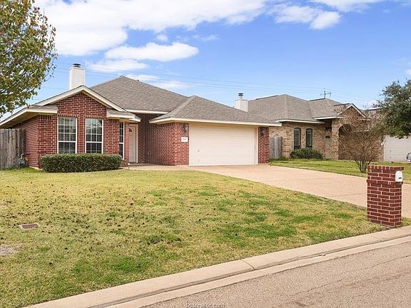 2nd image of 3716 Dove Hollow Ln