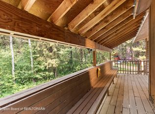 328 Bridger Homes Rd, Alpine, WY 83128