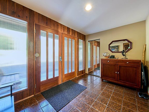 4th image of 10040 Rolley Cres