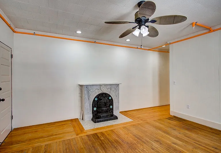 515 Locust St #2 — Photo 8
