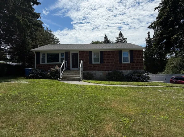 66 Newport Avenue, Shelton, CT 06484