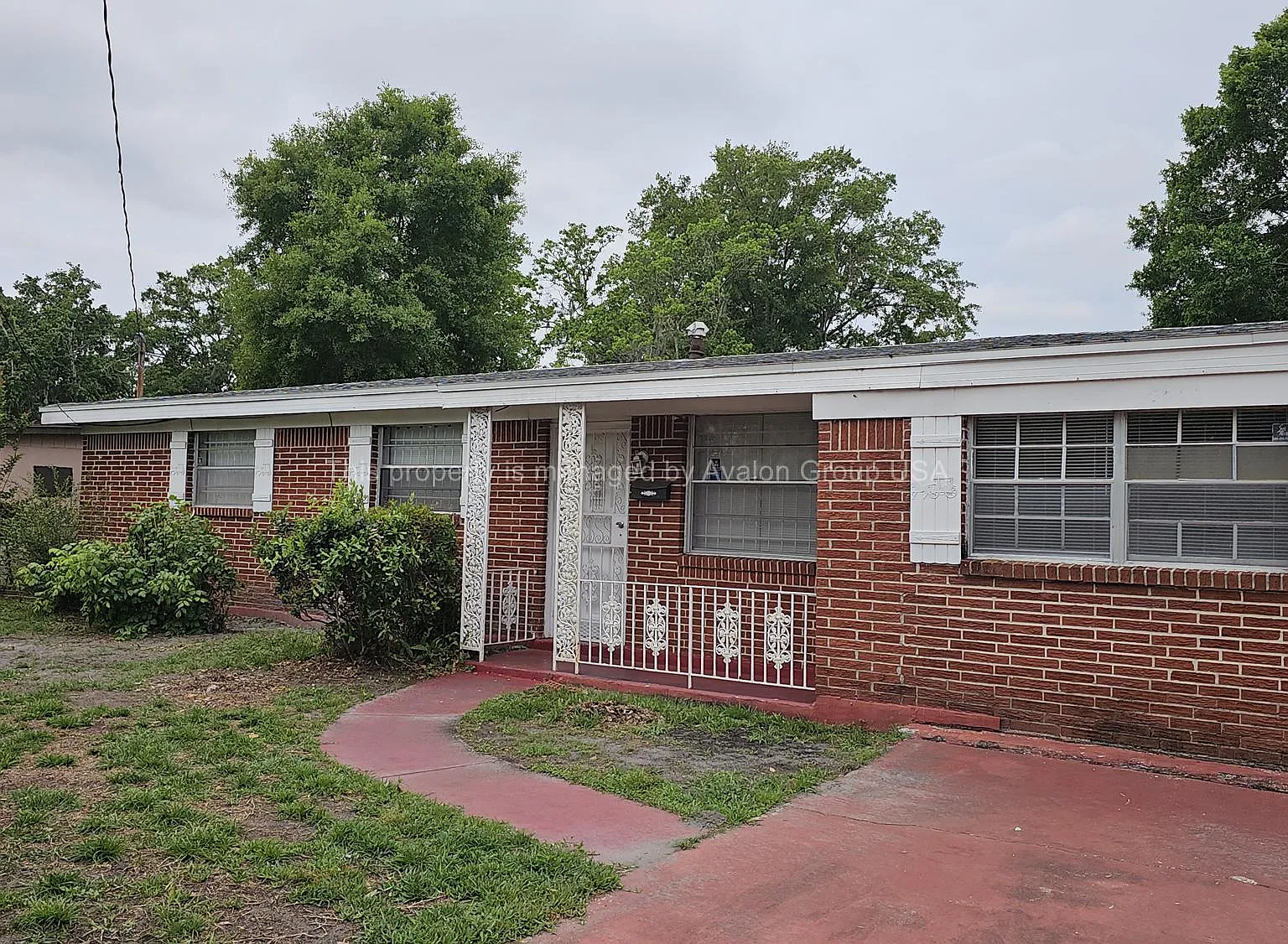 4 bed, 1966 sqft, $1,625 — Photo 1