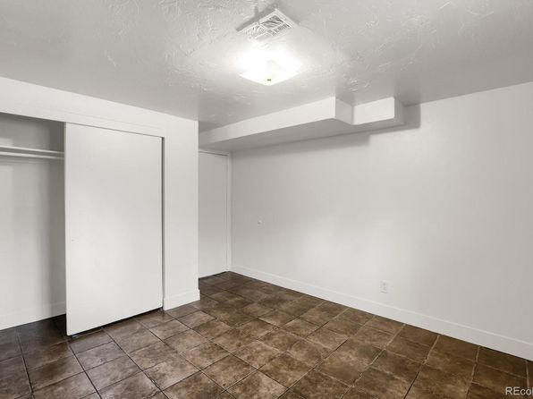 denver-colorado-129901901 picture