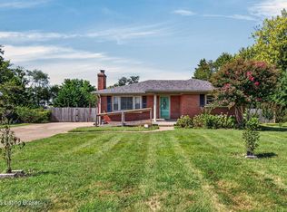 6714 Old Briscoe Ln, Louisville, KY 40228