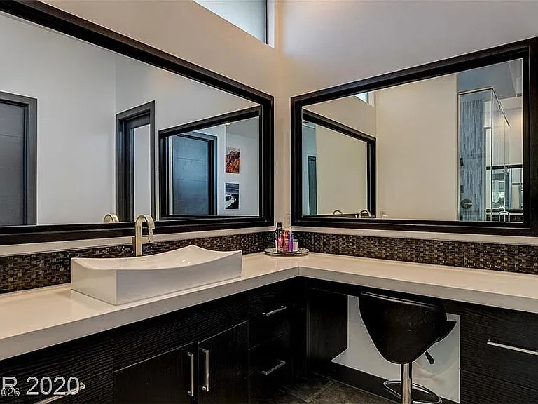 54 Coralwood Dr — Photo 24