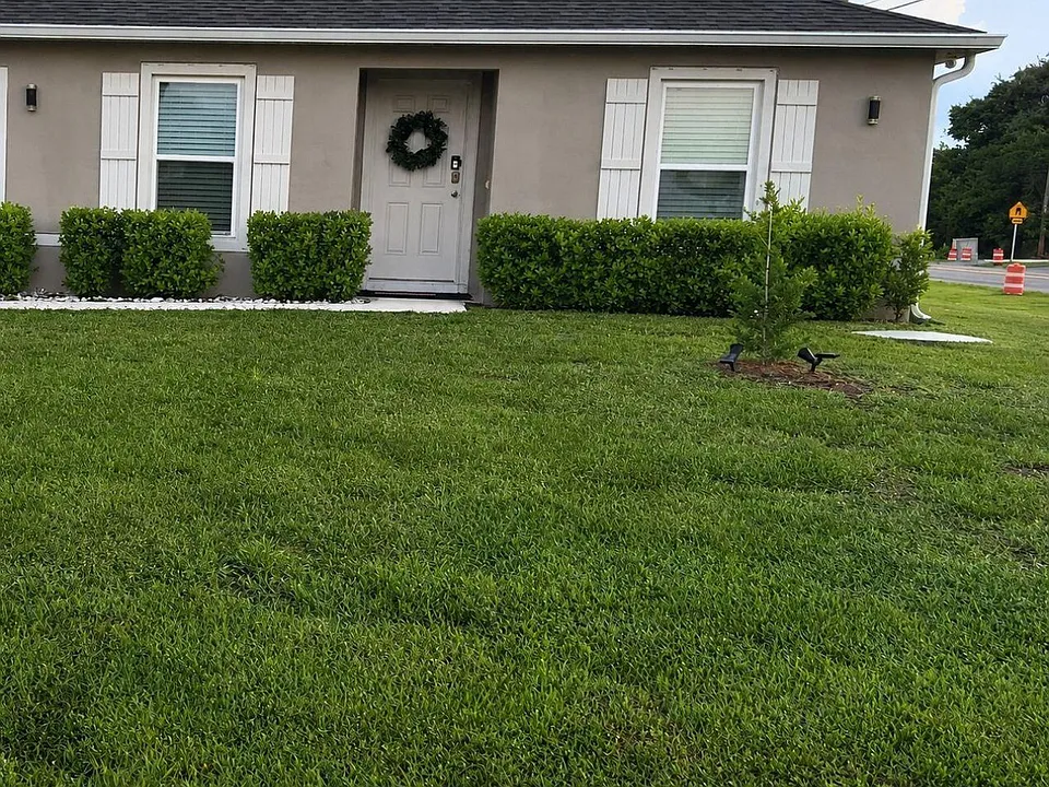 901 SW Fisherman Ave