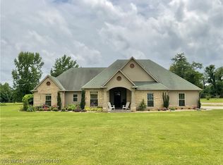 3414 Bugscuffle Rd, Lavaca, AR 72941
