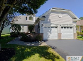 319 Greenleaf Way, Monroe Township, NJ 08831
