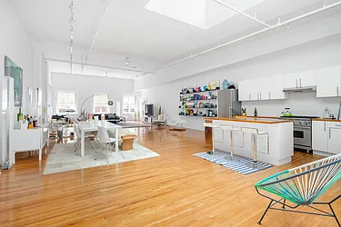Rented by Park Property Advisors