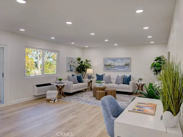 5499 Paseo Del Lago W APT 2D, Laguna Woods, CA 92637