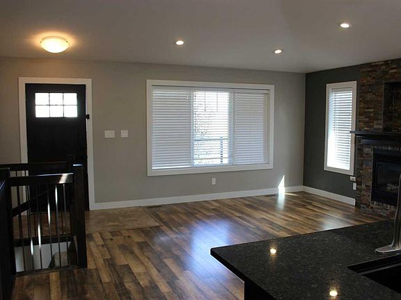 2nd image of 426 N 10b St