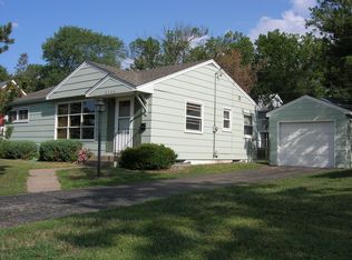 8904 Cedar Lake Rd, Saint Louis Park, MN 55426