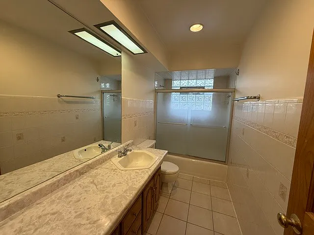 2185 Lee St — Photo 13