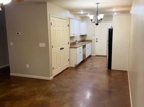 150 Jones Dr #23, Batesville, AR 72501