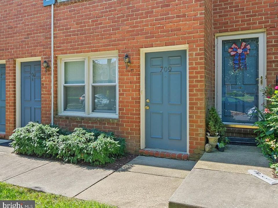 1st image of 709 Glenwood St #57