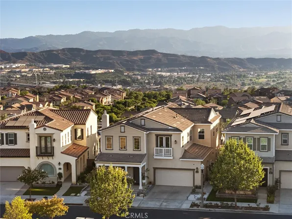 27527 Aster Way, Santa Clarita, CA 91350