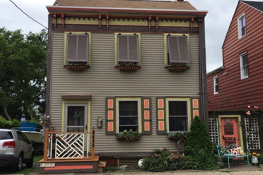 1st image of 161 2nd St