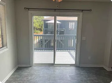 1269 Wellington Ave — Photo 4