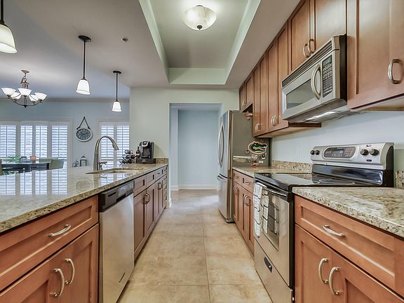 5th image of 525 3RD Street N #404
