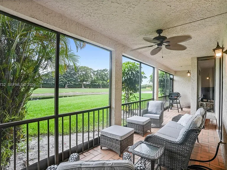 7758 La Mirada Dr #7758 — Photo 25