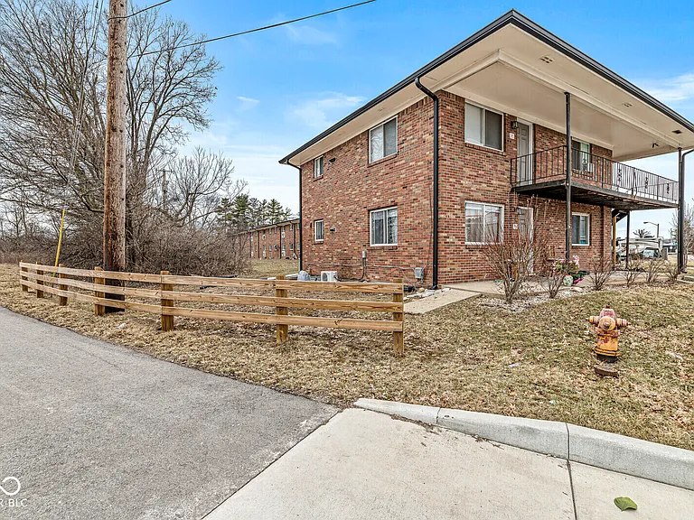 10301 Medallion Dr #214 — Photo 11