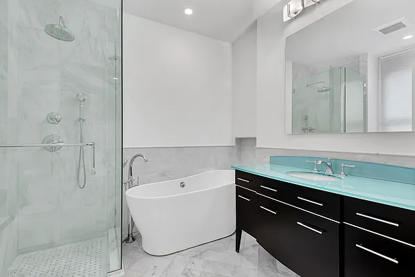 Sold by Douglas Elliman | media 20