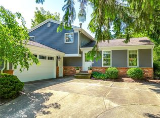 400 Sturbridge Dr, Medina, OH 44256
