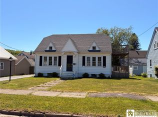 328 Hall Ave, Jamestown, NY 14701
