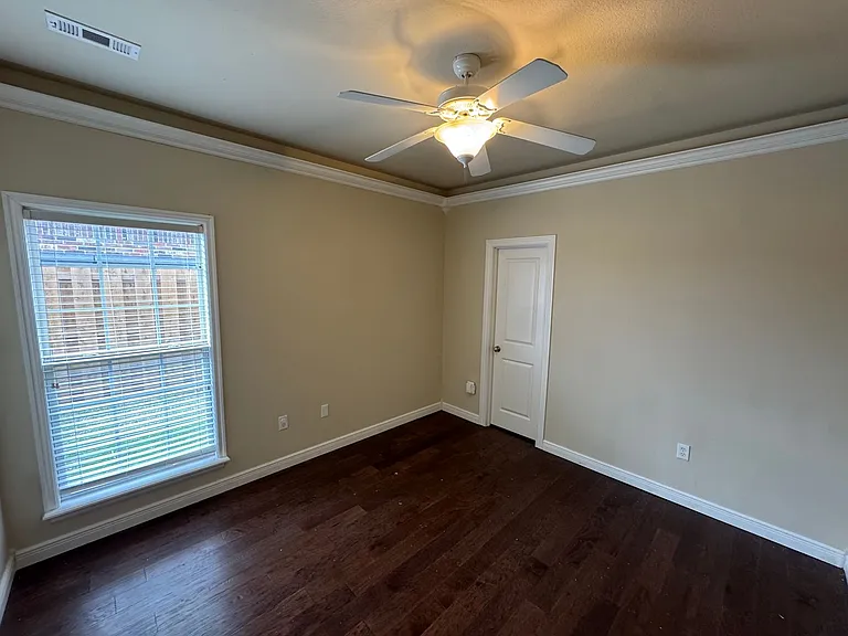 407 Lyndal Ln — Photo 34