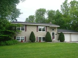 1691 Koehnen Cir, Excelsior, MN 55331