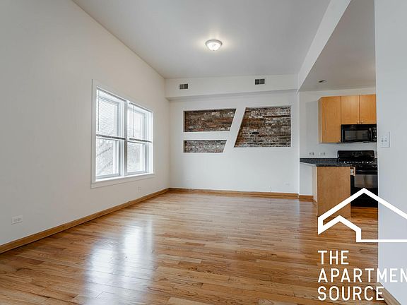 4th image of 1822 N Campbell Ave #3F