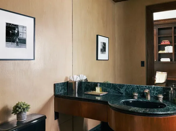 1165 Park Avenue image 21 of 28