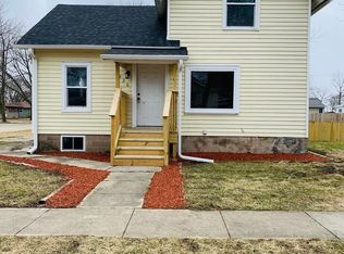 226 S 10th St, Rochelle, IL 61068