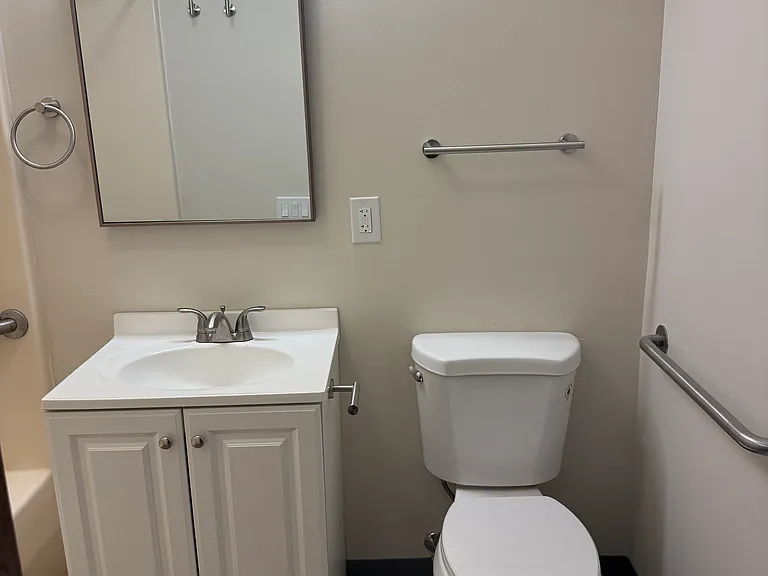 202 N Limits Rd #1 — Photo 9