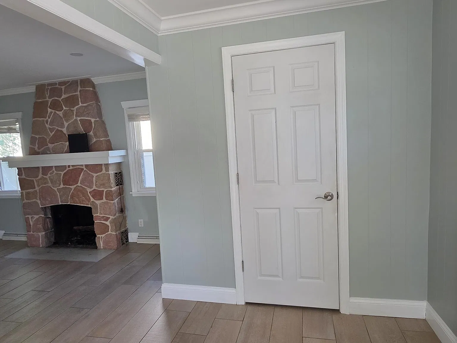 2 bed, 997 sqft, $2,700 — Photo 3