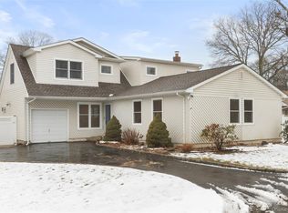 339 Halbert Drive, Holbrook, NY 11741