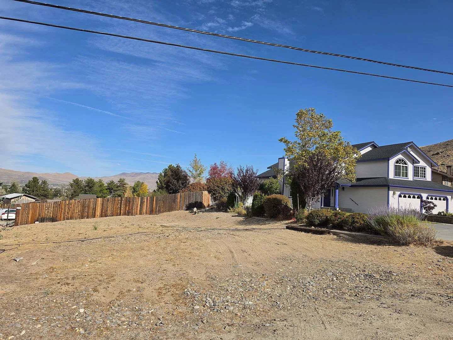 1 Acre with Views and Next to Hiking Trails — Photo 3