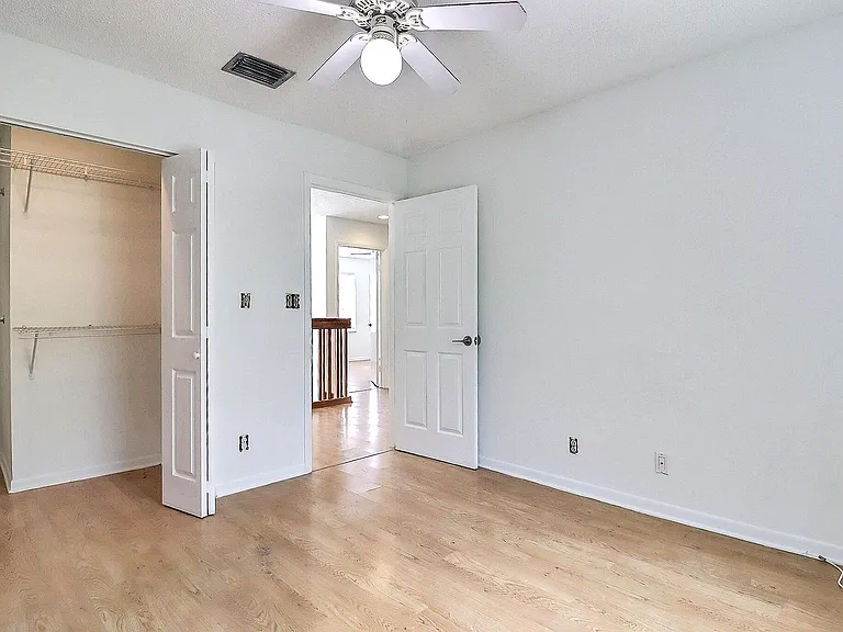 9401 Aegean Dr — Photo 20